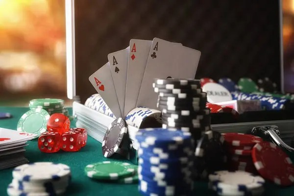 Sic Bo dice cage and betting layout on kapsul4d login live table